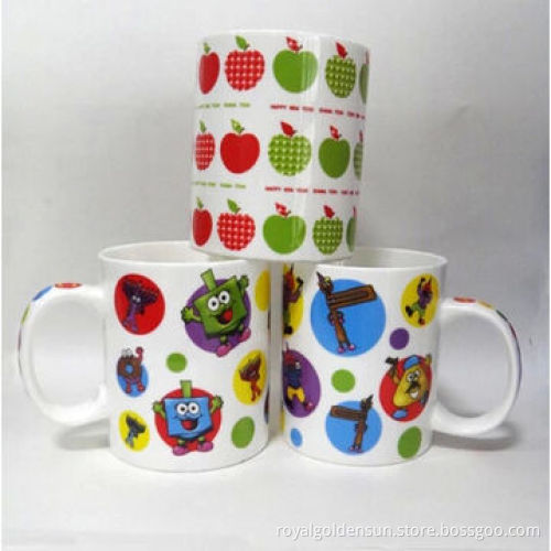 stoneware ceramic mugs with colored glaze
